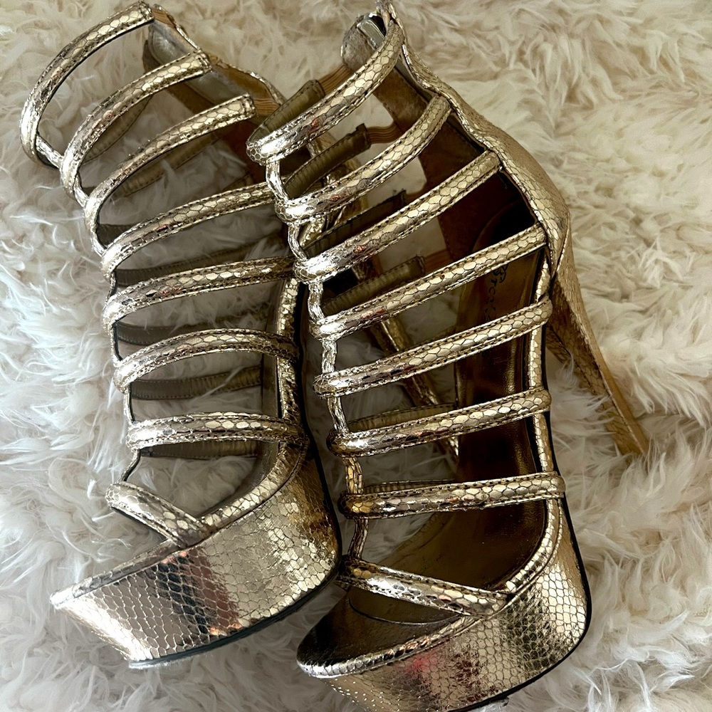 Gold Nightout heels